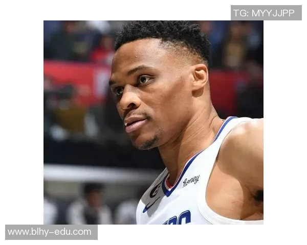 威少关键时刻攻防转换定乾坤 老将经验诠释英雄联盟真谛 威少关键时刻攻防转换定乾坤 老将经验诠释英雄联盟真谛