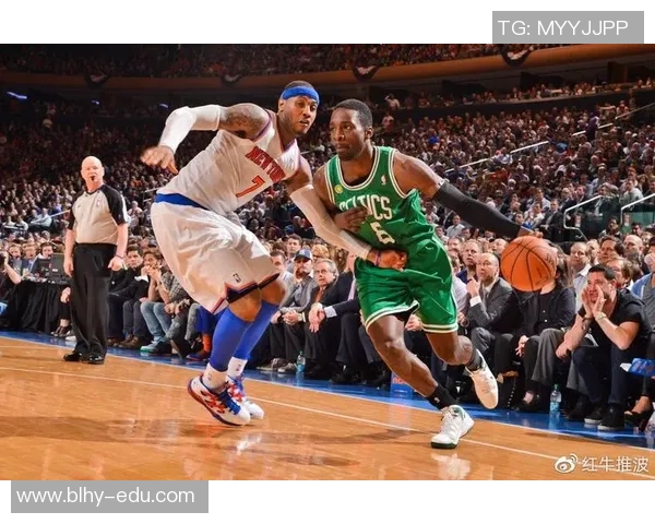 纽约尼克斯主场对决孟菲斯灰熊力争七连胜全力以赴展现球队实力